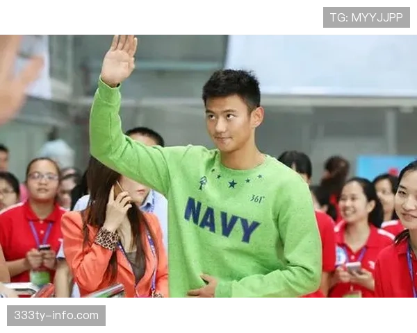 宁泽涛当年一条广告收入够我干十年，结果他转头就消失得比浪花还快