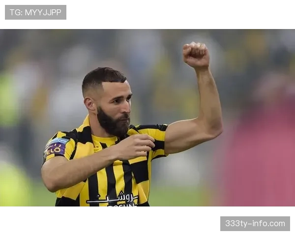 本泽马是否为球队真正核心 战术价值与角色适配度分析