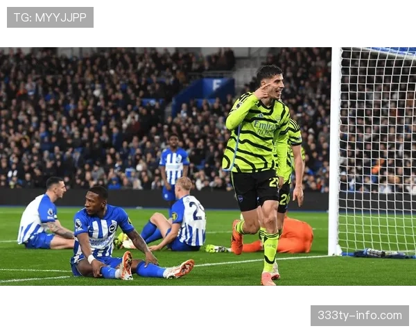 哈弗茨回撤接应主导进攻，强强对话中压制对手中场