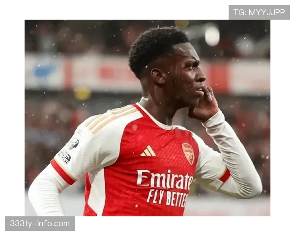 曼城多线压力下轮换体系表现波动，阶段性稳定性面临考验